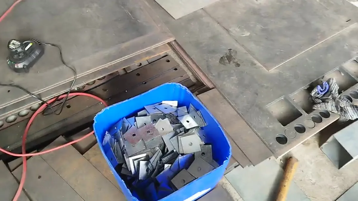 Máy cắt laser Bodor fiber CNC tại xưởng Nghĩa Tiến