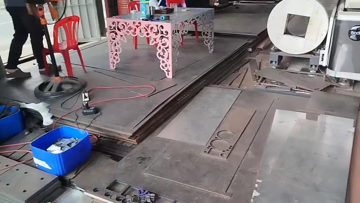 Máy phay CNC gia công chi tiết kim loại chính xác